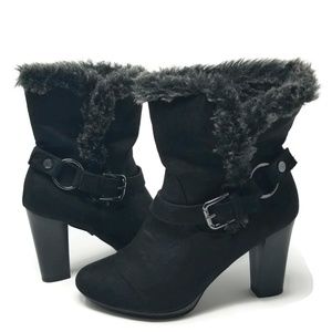 Dana Buchman Connie Bootie w/Faux Fur Lining Sz7